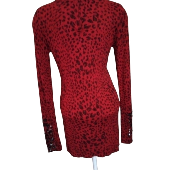 Fonyana red sequine top - Picture 3 of 9
